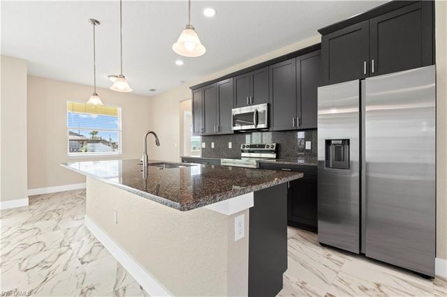 2919 23rd ST SW, Lehigh Acres, FL 33976