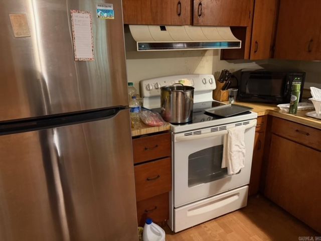 329 Rogers St, Camden, AR 71701