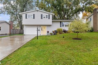 6 Quail Path, Clay, NY 13090
