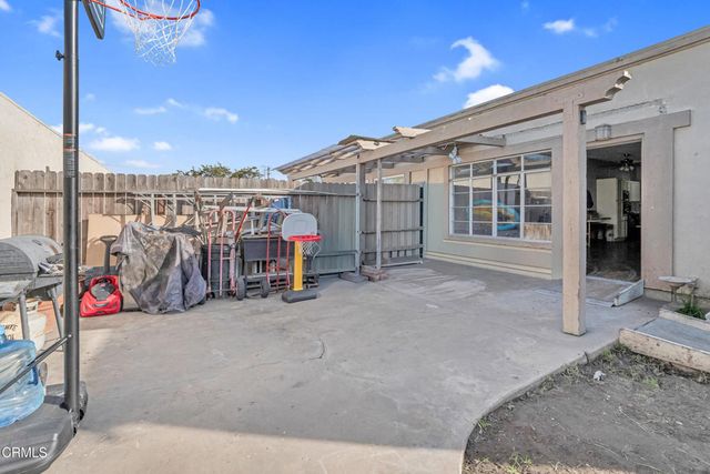 2941 W Hemlock Street 22, Oxnard, CA 93035