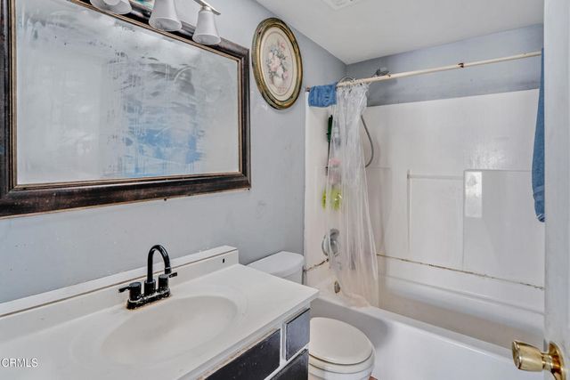 2941 W Hemlock Street 22, Oxnard, CA 93035