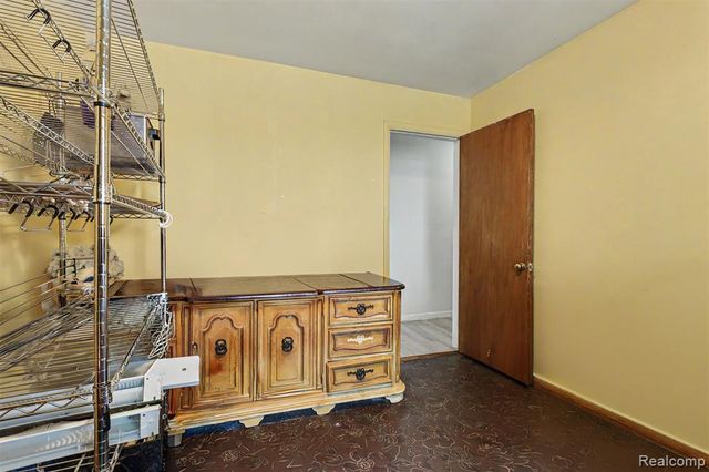 3216 Circle Drive, Flint, MI 48507