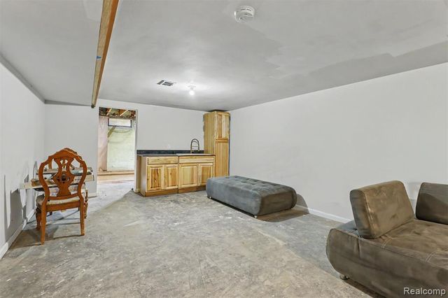 3216 Circle Drive, Flint, MI 48507