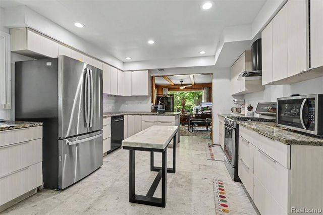 3216 Circle Drive, Flint, MI 48507