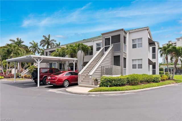 511 Club Side DR 1-511, Naples, FL 34110