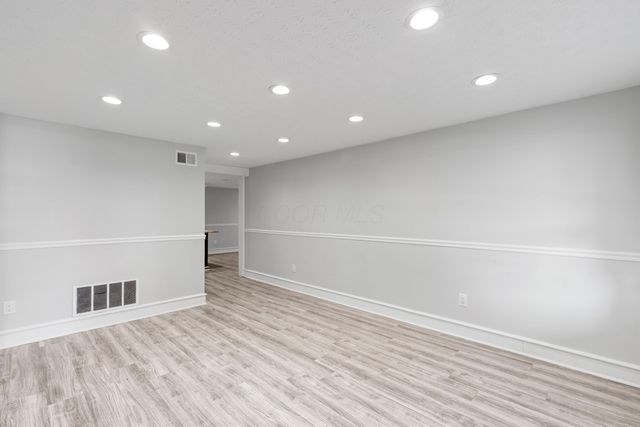 3753 Big Walnut Drive, Groveport, OH 43125