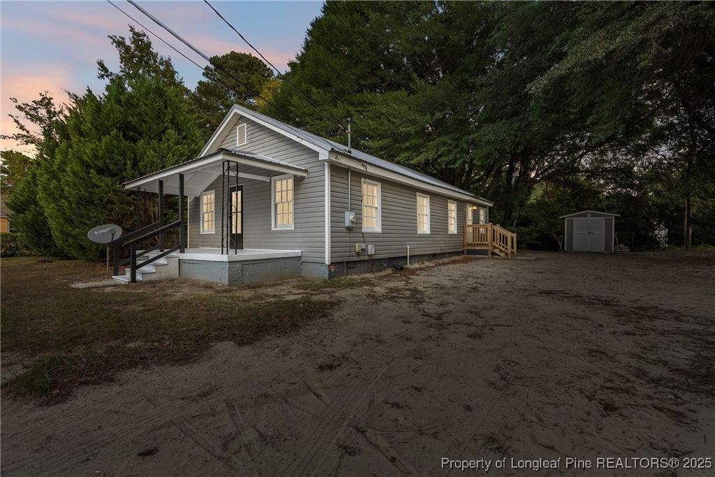 1601 Camden Road, Fayetteville, NC 28306