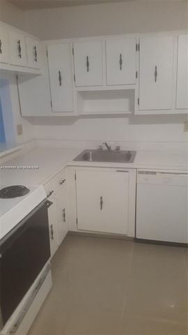 4384 NW 9th Avenue 183B, Deerfield Beach, FL 33064