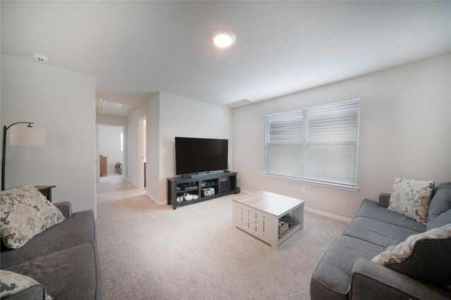 1228 Vogel DR, Georgetown, TX 78626