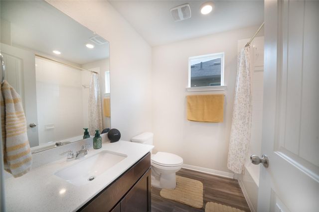 1228 Vogel DR, Georgetown, TX 78626