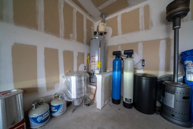 1228 Vogel DR, Georgetown, TX 78626