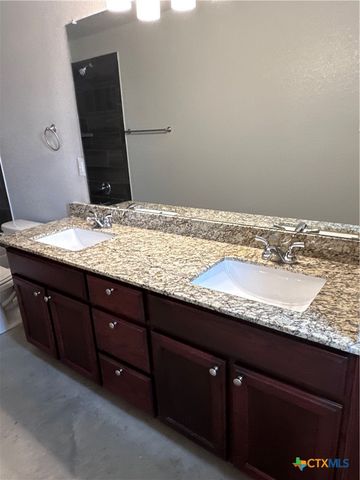 1239 Liberation Lane B, Copperas Cove, TX 76522