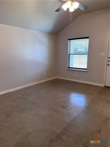 1239 Liberation Lane B, Copperas Cove, TX 76522