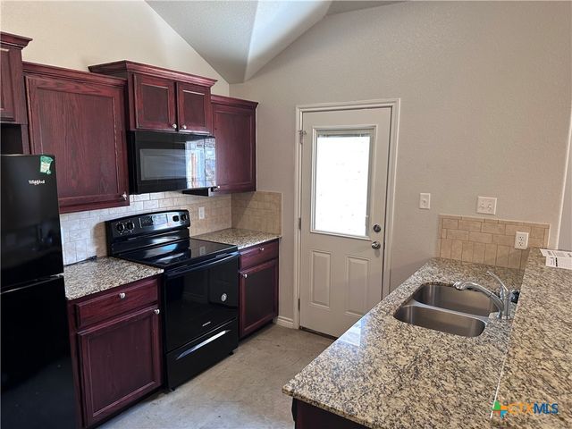 1239 Liberation Lane B, Copperas Cove, TX 76522