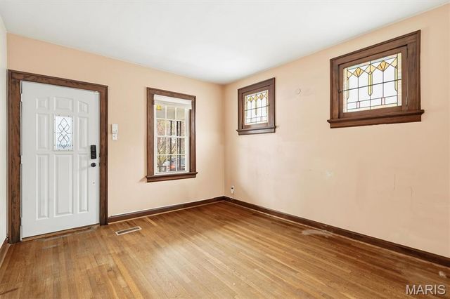 4126 Bates Street, St Louis, MO 63116