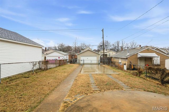 4126 Bates Street, St Louis, MO 63116