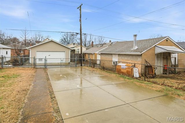 4126 Bates Street, St Louis, MO 63116