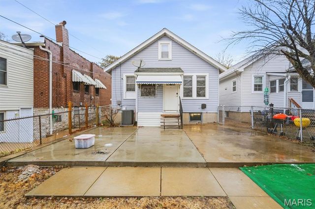 4126 Bates Street, St Louis, MO 63116