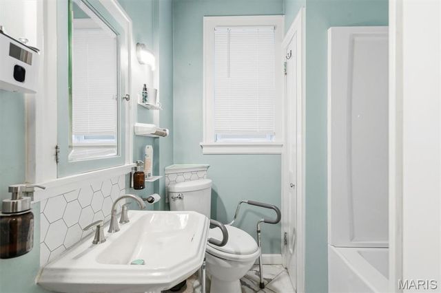 4126 Bates Street, St Louis, MO 63116