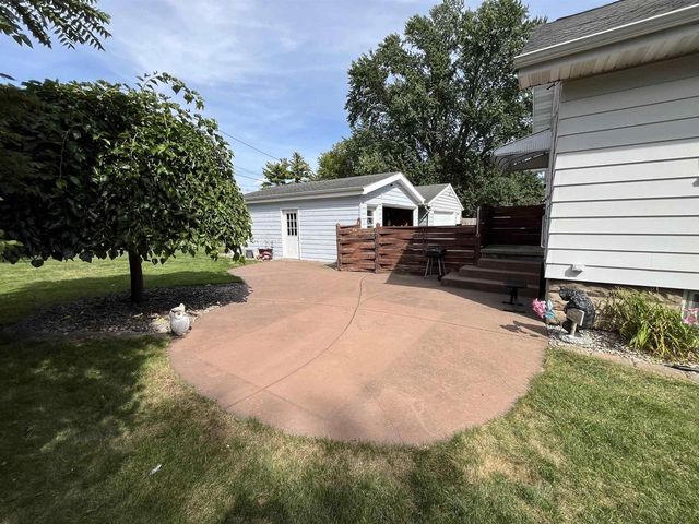 826 W SUMMER STREET, Appleton, WI 54914