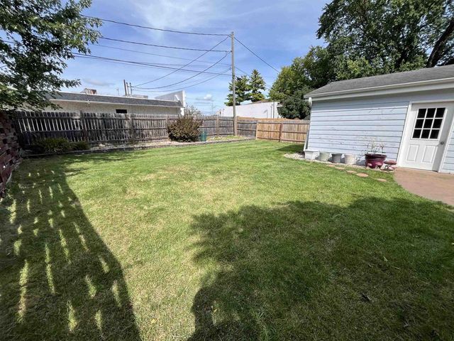 826 W SUMMER STREET, Appleton, WI 54914