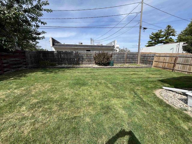 826 W SUMMER STREET, Appleton, WI 54914