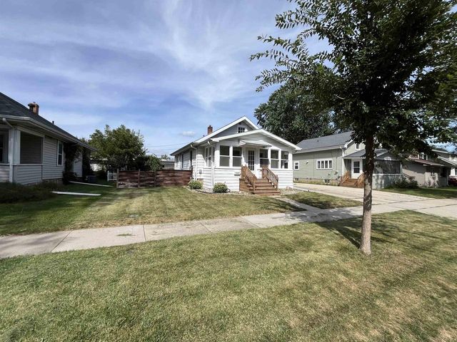 826 W SUMMER STREET, Appleton, WI 54914