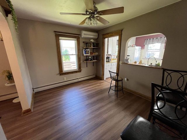 826 W SUMMER STREET, Appleton, WI 54914