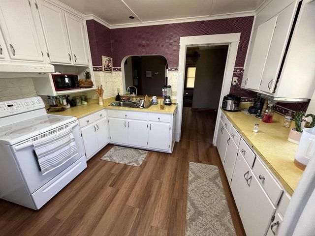 826 W SUMMER STREET, Appleton, WI 54914