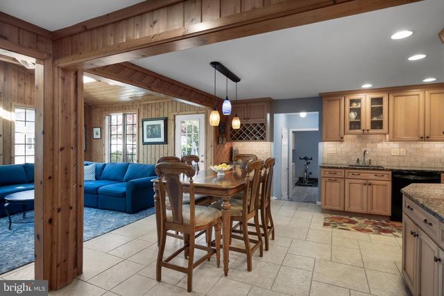 8 MEADOWWOOD COURT, Medford, NJ 08055