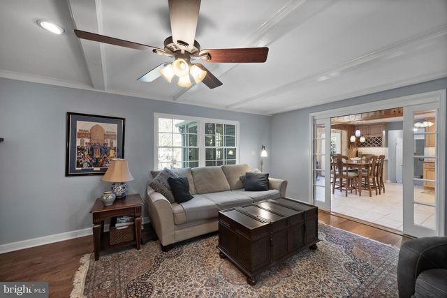 8 MEADOWWOOD COURT, Medford, NJ 08055