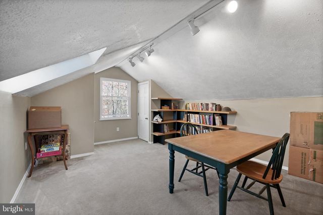 8 MEADOWWOOD COURT, Medford, NJ 08055