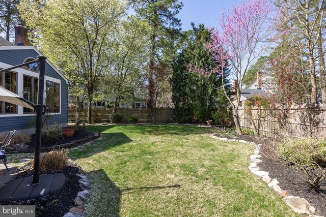 8 MEADOWWOOD COURT, Medford, NJ 08055
