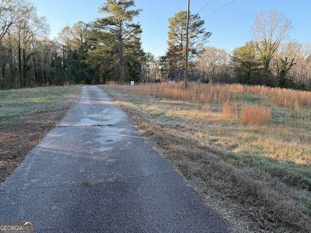 710 Armstrong Mill Road, Franklin, GA 30217
