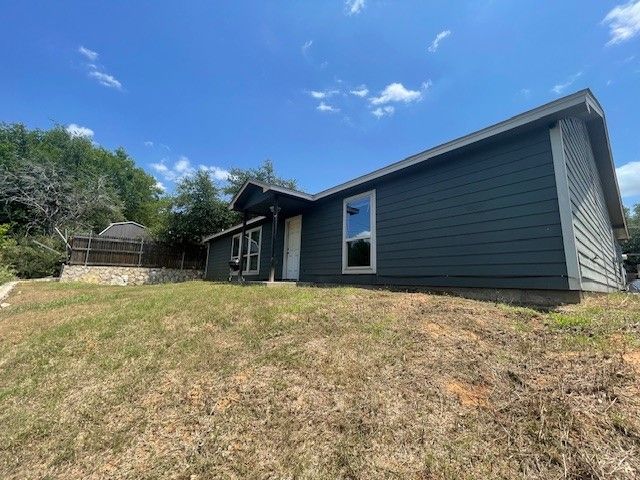 1816 Hidden Valley Road, Granbury, TX 76049