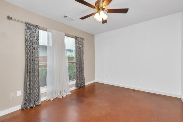 2605 Calumet Street 38, Houston, TX 77004