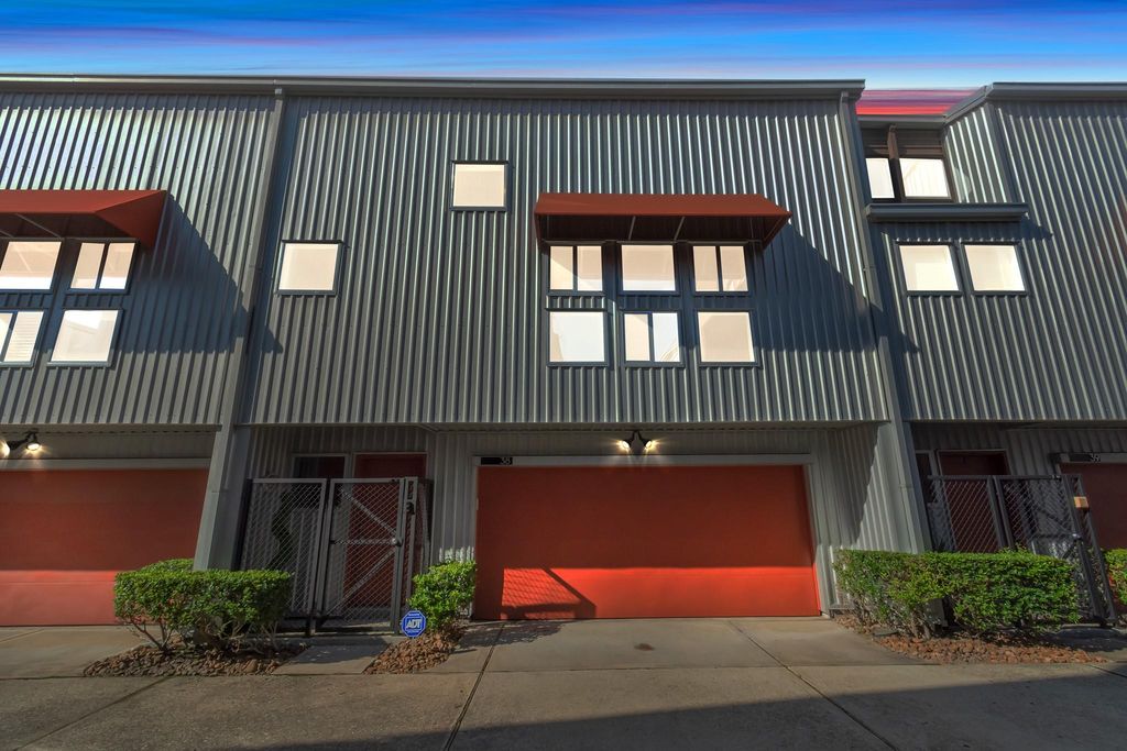 2605 Calumet Street 38, Houston, TX 77004