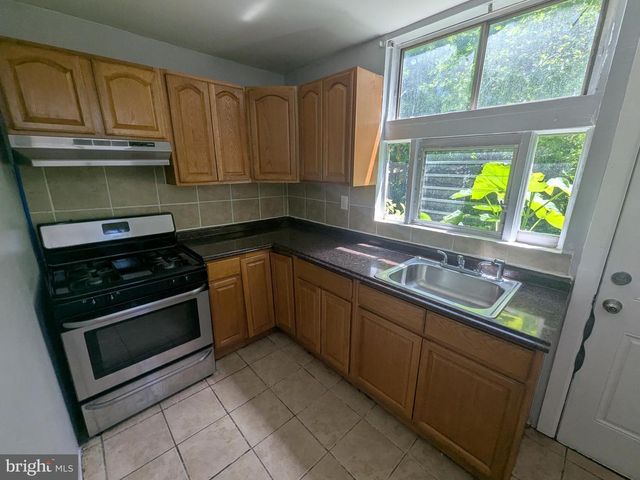 3729 N PARK AVE, Philadelphia, PA 19140