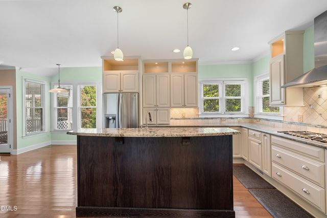 2000 Muirfield Village Way, Raleigh, NC 27604