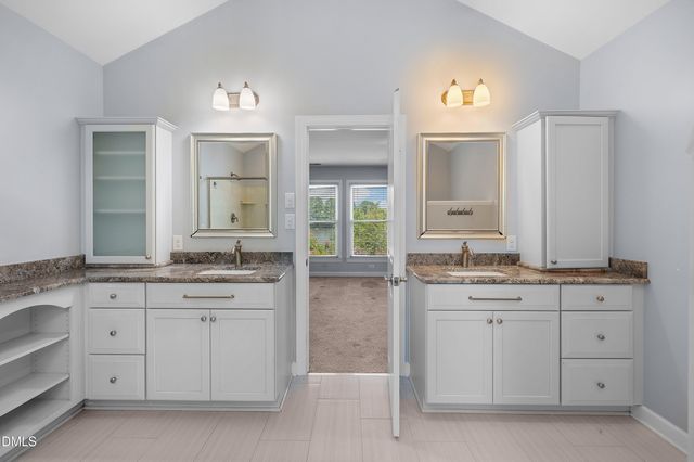 2000 Muirfield Village Way, Raleigh, NC 27604