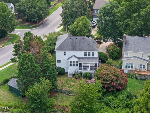 2000 Muirfield Village Way, Raleigh, NC 27604