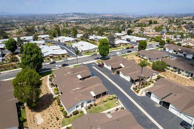 1025 Plover Way, Oceanside, CA 92057
