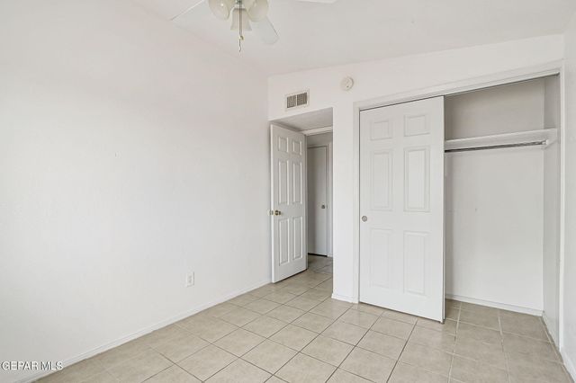 3229 E GLEN Drive, El Paso, TX 79936