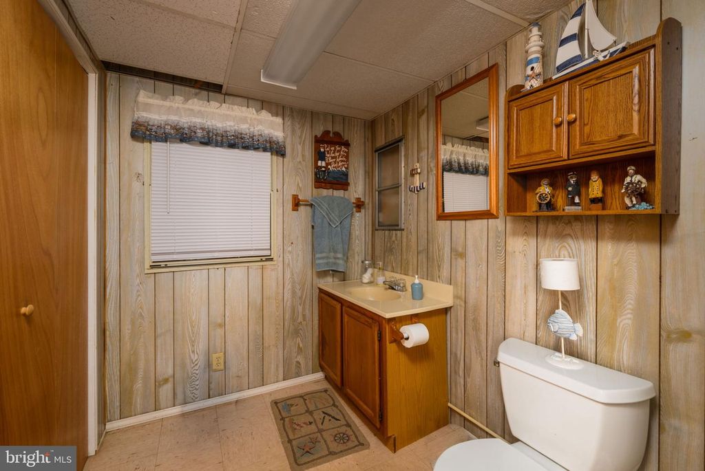 Image 13 of property listing at 35411 W RIVER DR, Millsboro, DE 19966