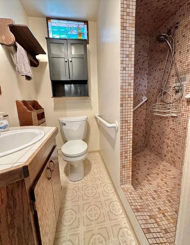 4210 Highland Way, Klamath Falls, OR 97603