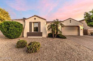 15619 W MINNEZONA Avenue, Goodyear, AZ 85395
