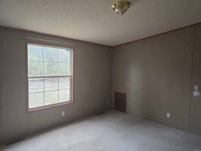 1047 S Hickory Street, Bald Knob, AR 72010