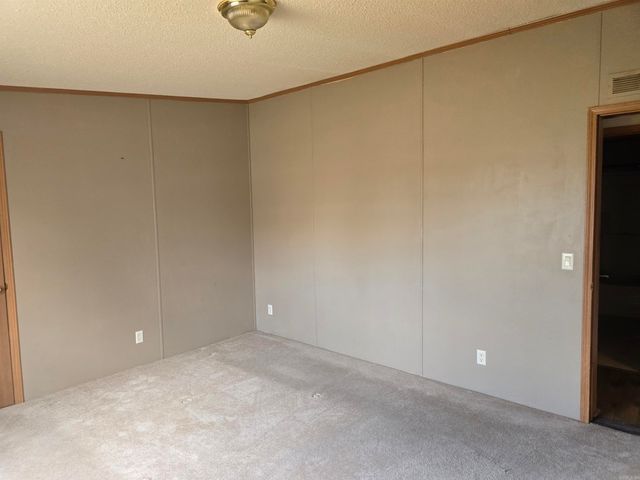 1047 S Hickory Street, Bald Knob, AR 72010