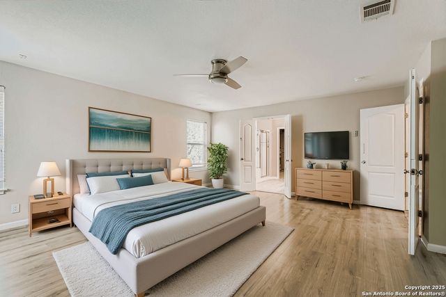 8202 Eagle Peak, Helotes, TX 78023