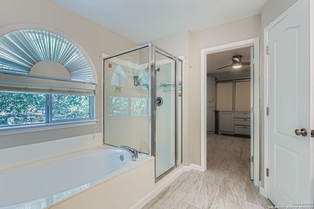 8202 Eagle Peak, Helotes, TX 78023